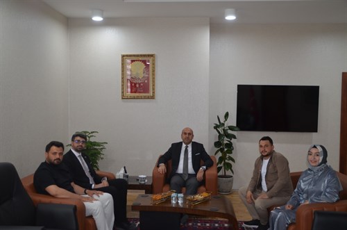 Anahtar Parti İlçe Başkanı Sayın Mustafa GİRGİN ve İlçe Yönetimi Kaymakamımız Sayın Mustafa CAN'ı Makamında Ziyaret Etti